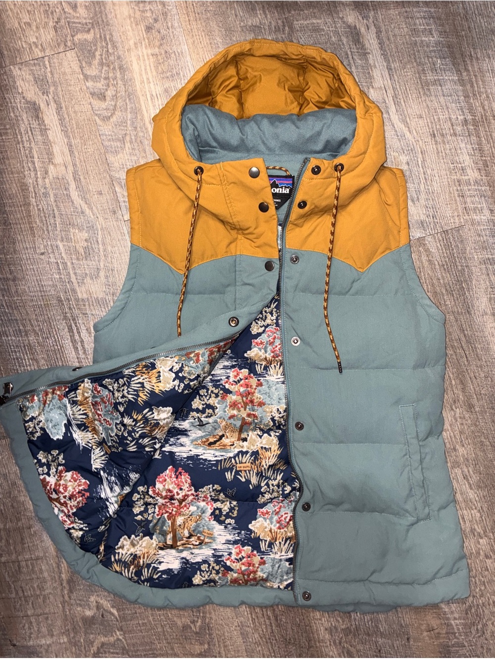 Patagonia Bivy Hooded Down Vest, shadow blue - size S